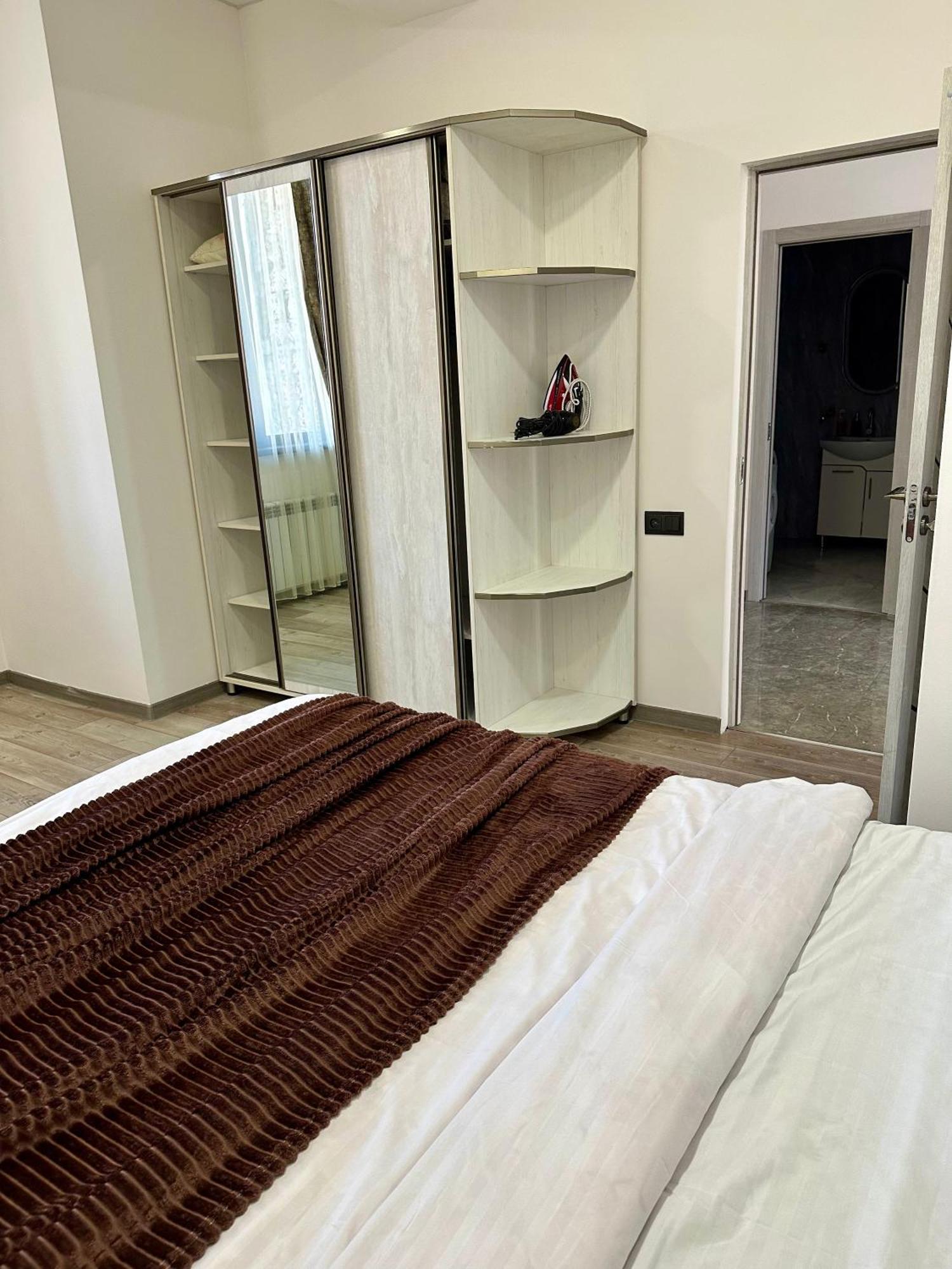 New Apartment In Downtown Yerevan Bagian luar foto