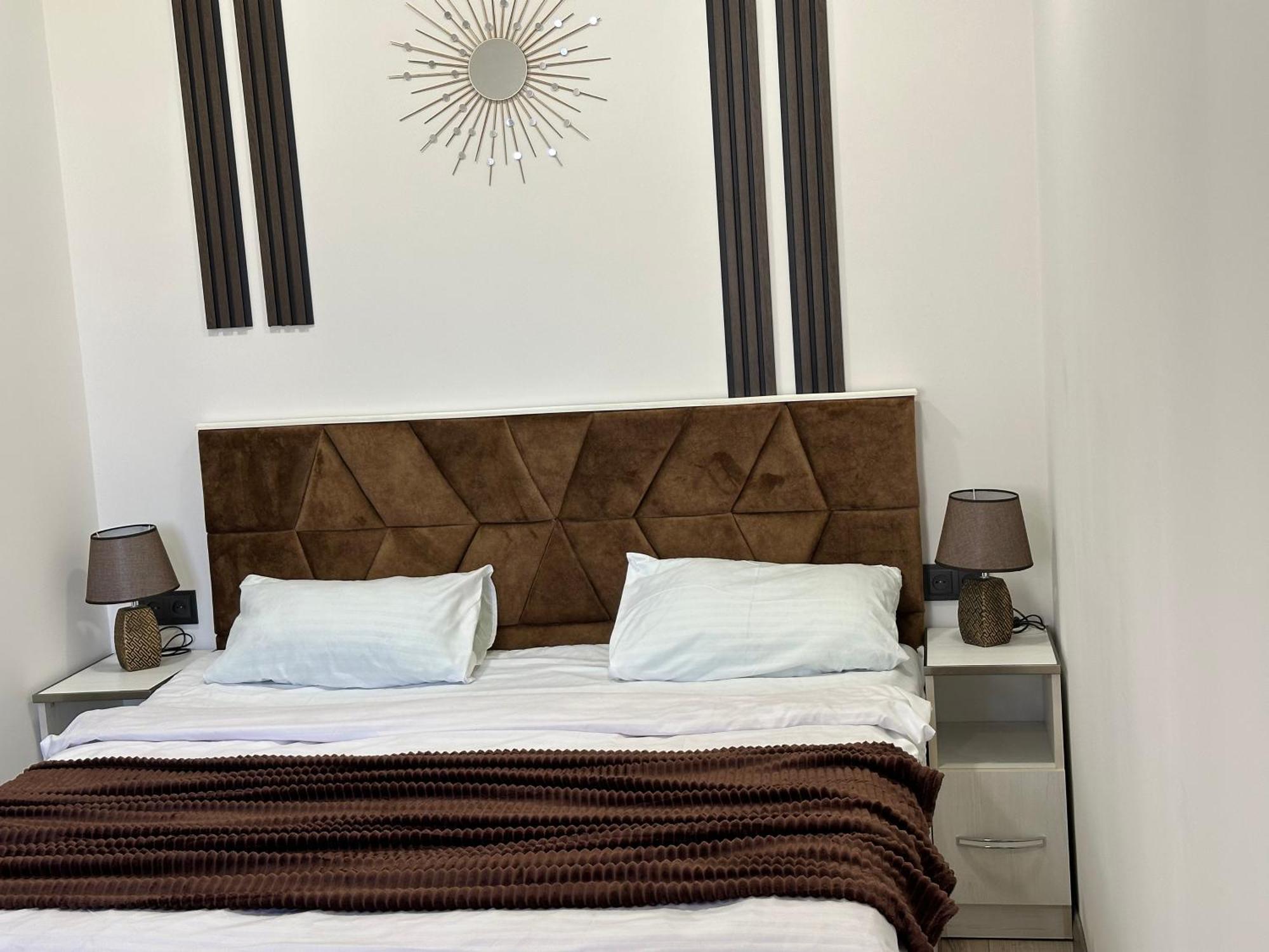New Apartment In Downtown Yerevan Bagian luar foto
