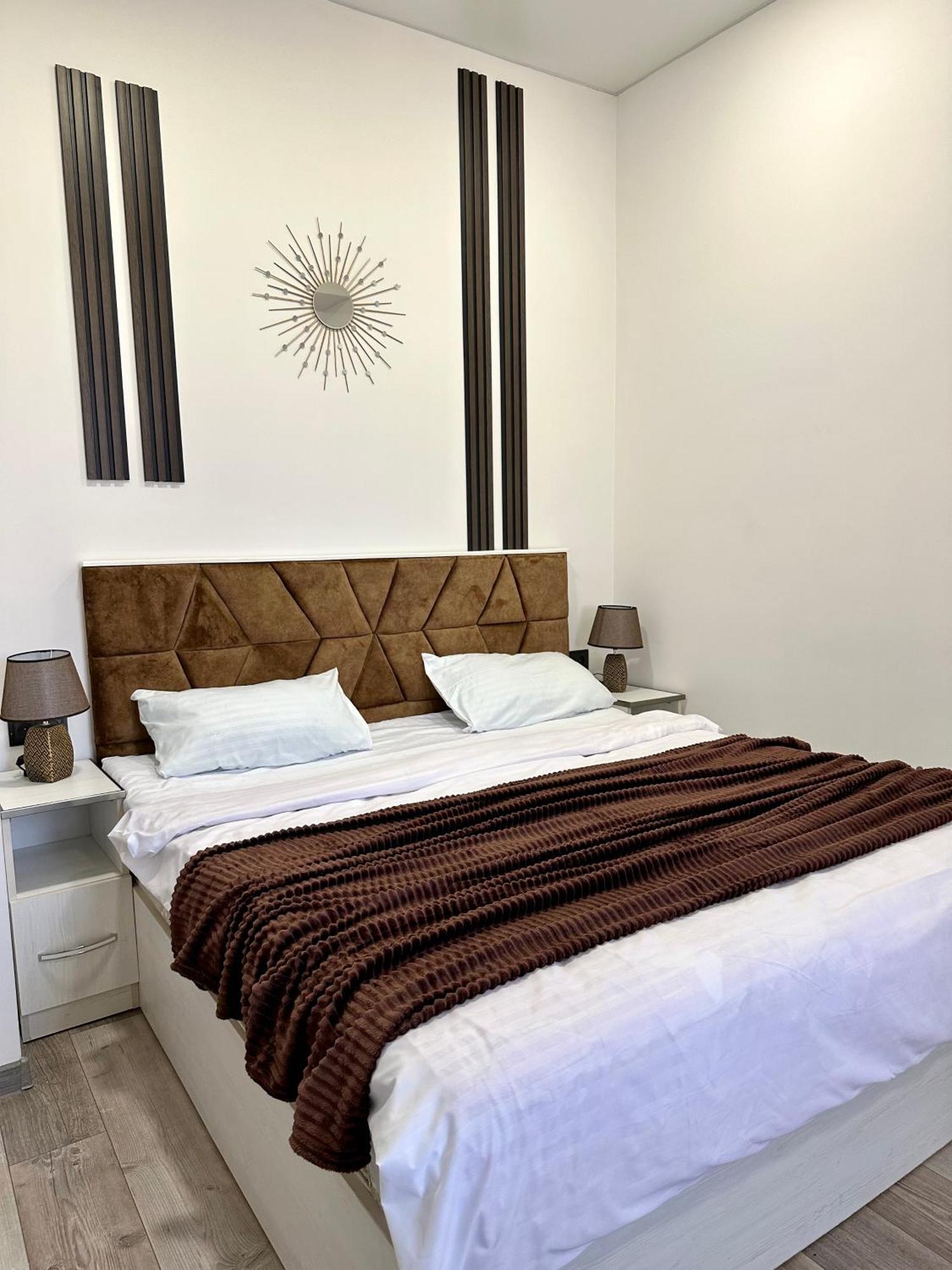 New Apartment In Downtown Yerevan Bagian luar foto
