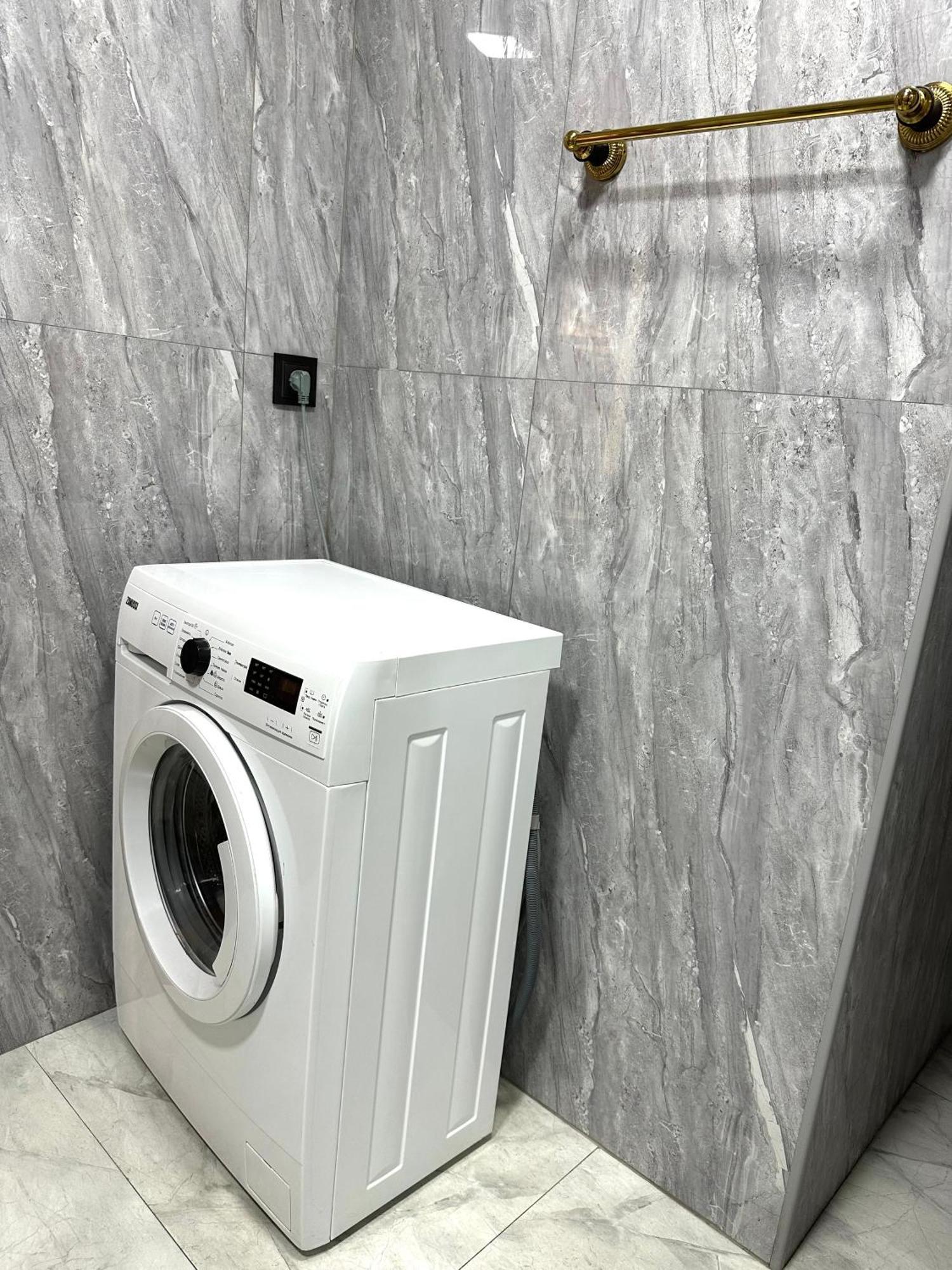 New Apartment In Downtown Yerevan Bagian luar foto
