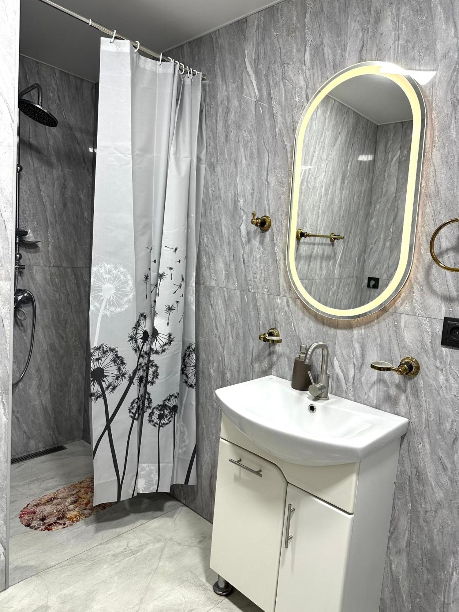New Apartment In Downtown Yerevan Bagian luar foto